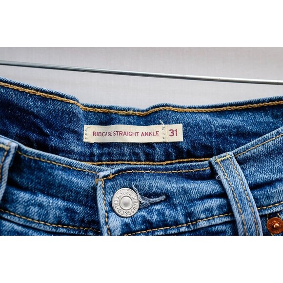 Levi's W31 L27 Ribcage Straight Ankle Jeans Denim buttonfly - Picture 2 of 8